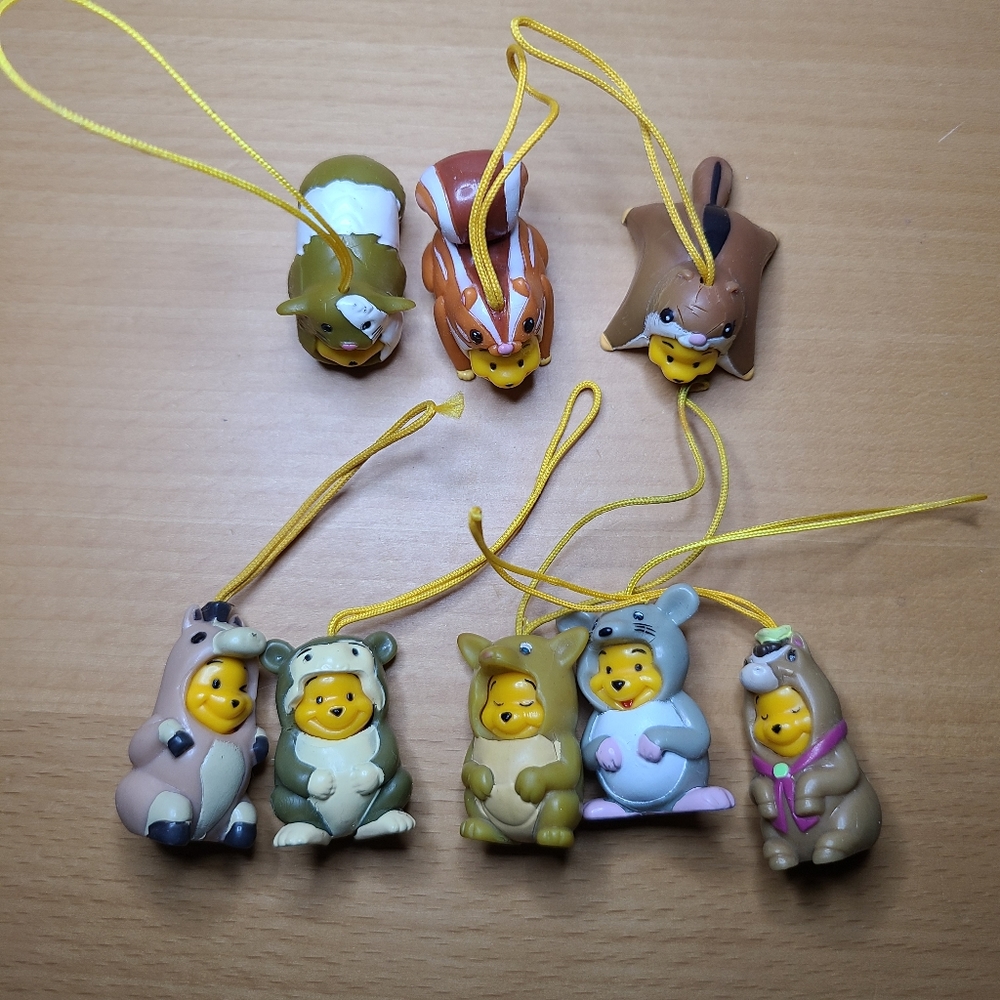 Winnie the Pooh Peek-a-Pooh phone charm set
